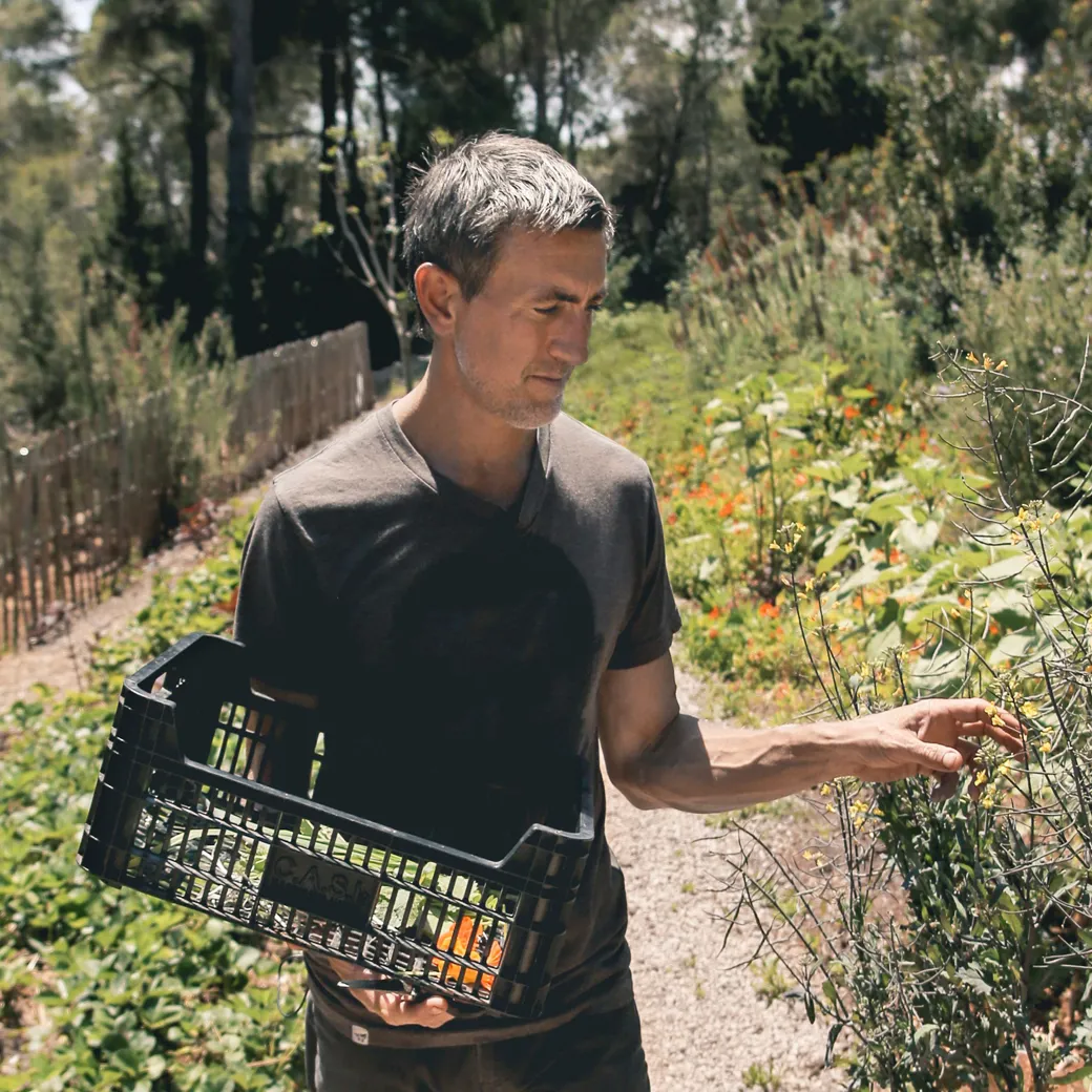 5D1f1a6dfd319416754450e6 Residents Greg Seider P 1080