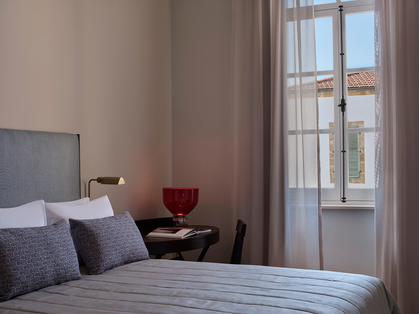 Amyth Cute Luxe R V2 01