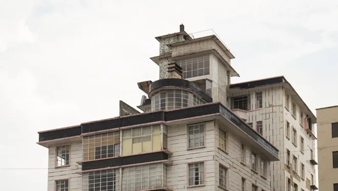 007 BP Quito 20Th Architecture