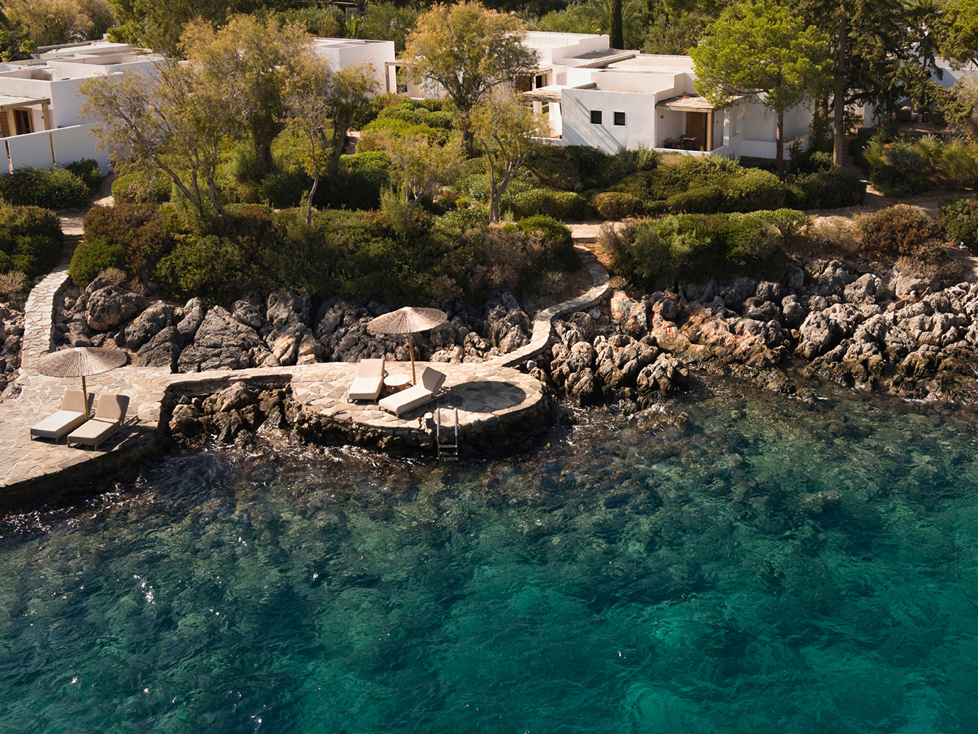 Minos Beach Superior Seafront Bungalow R 01