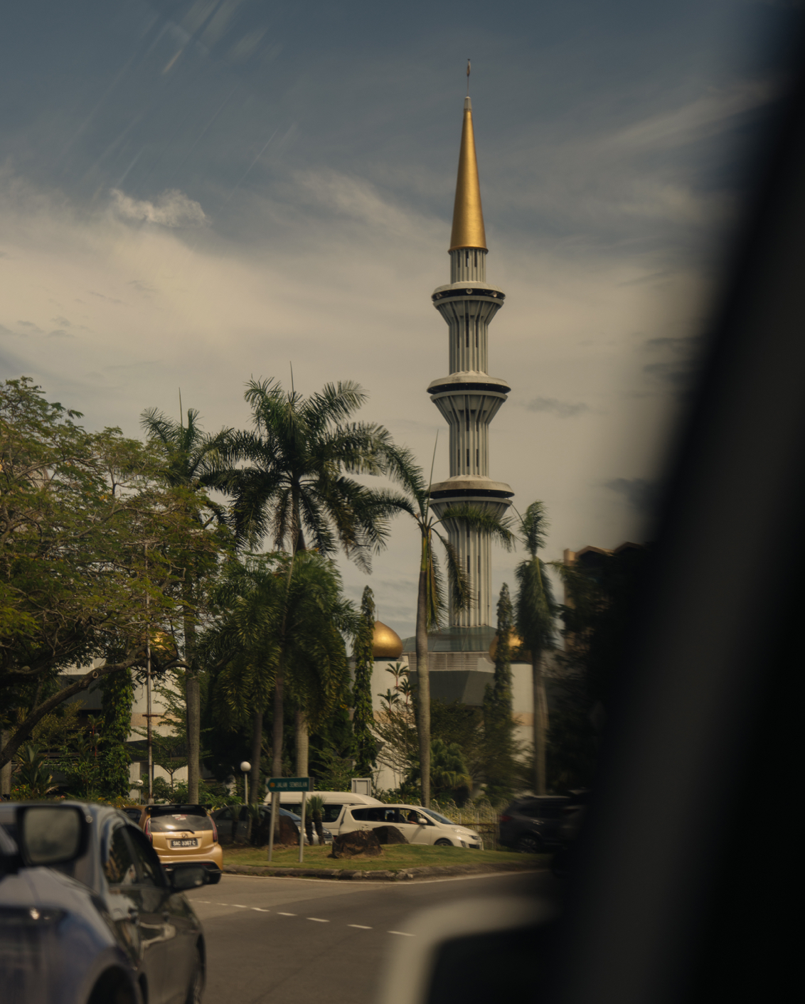 08B MBO Luma Highress