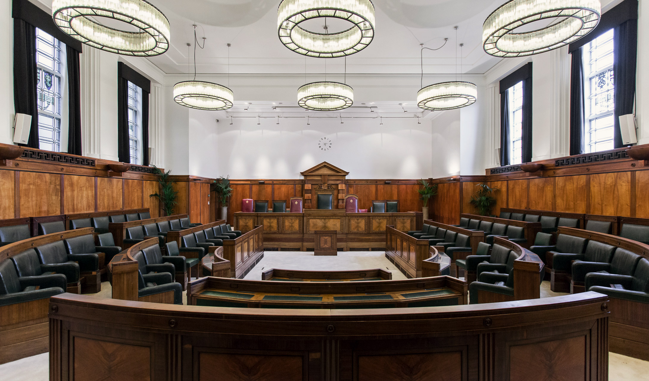 G 02 Town Hall Hotel