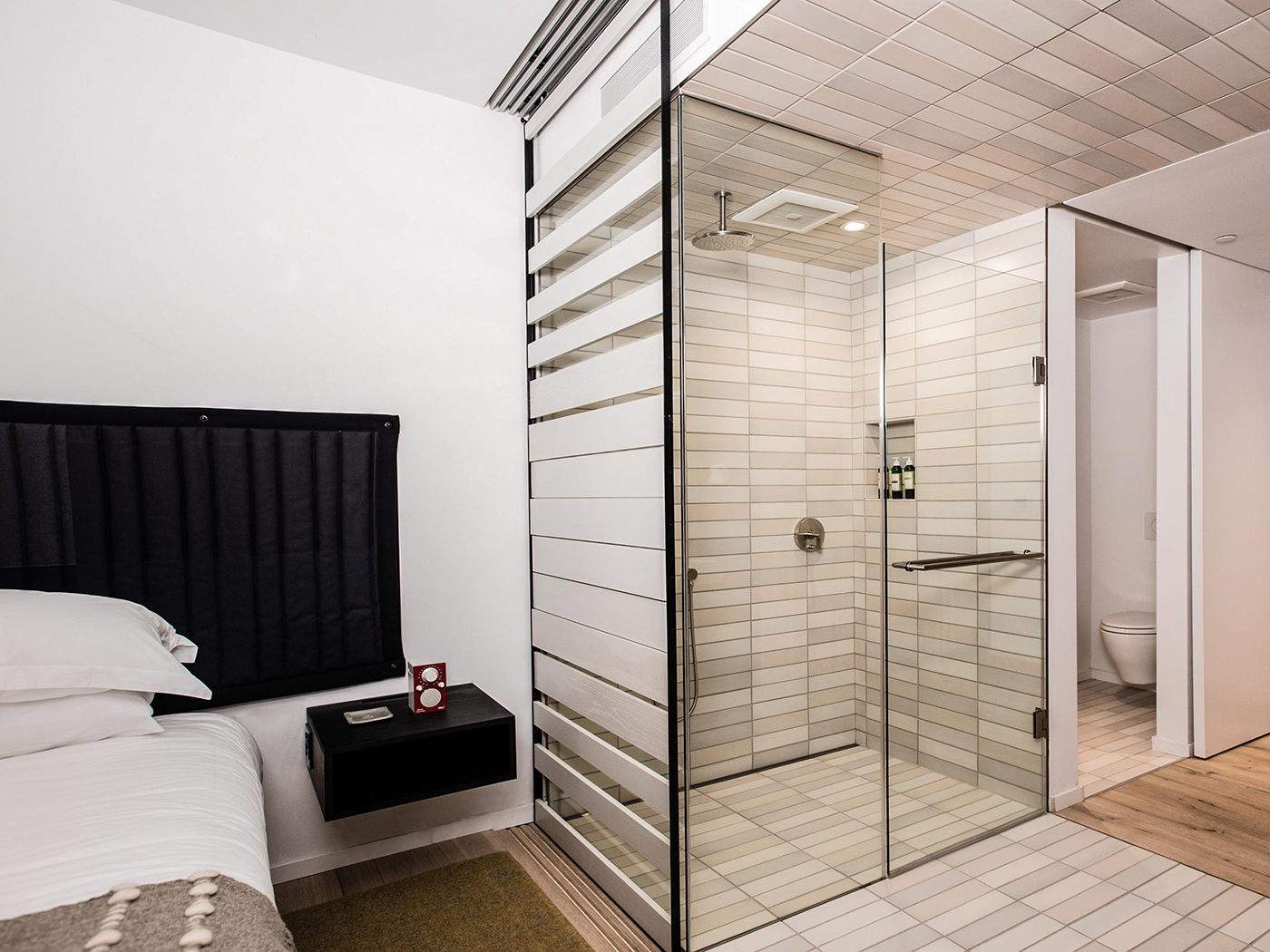 Harmon Guest House Rooftop King R 06