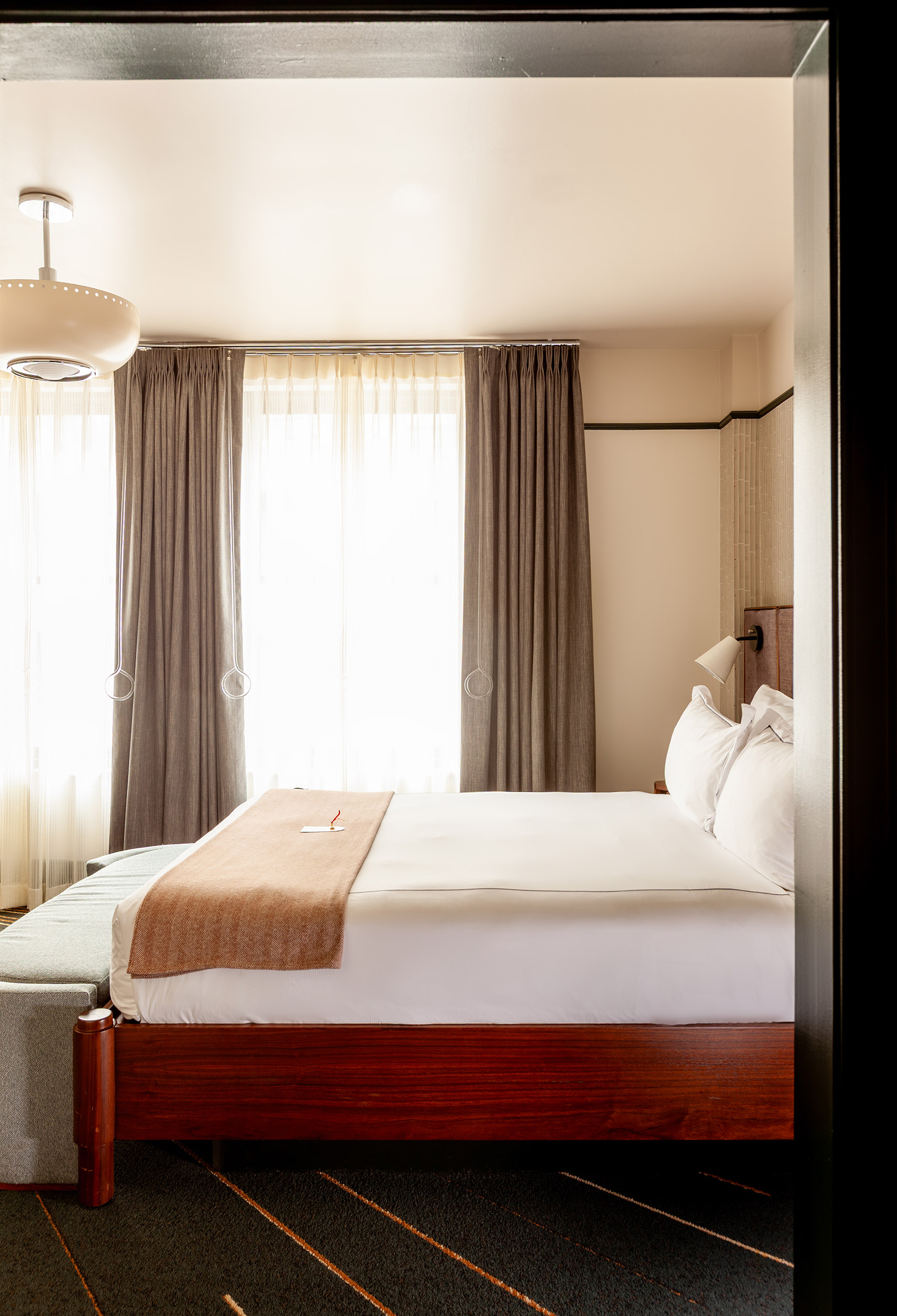 G 21 The Flat Rion Hotel