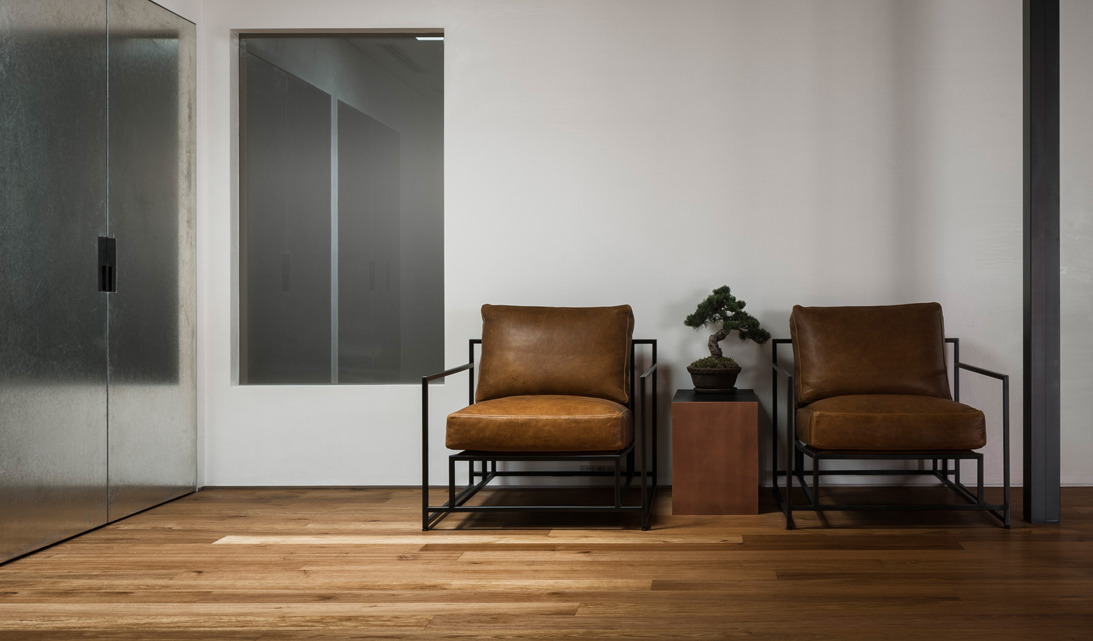 G 14 Trunk House