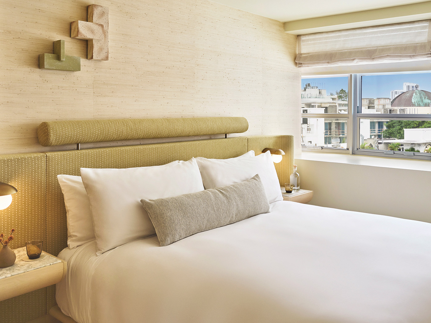 Shelborne By Proper City View King Suite R V2 04