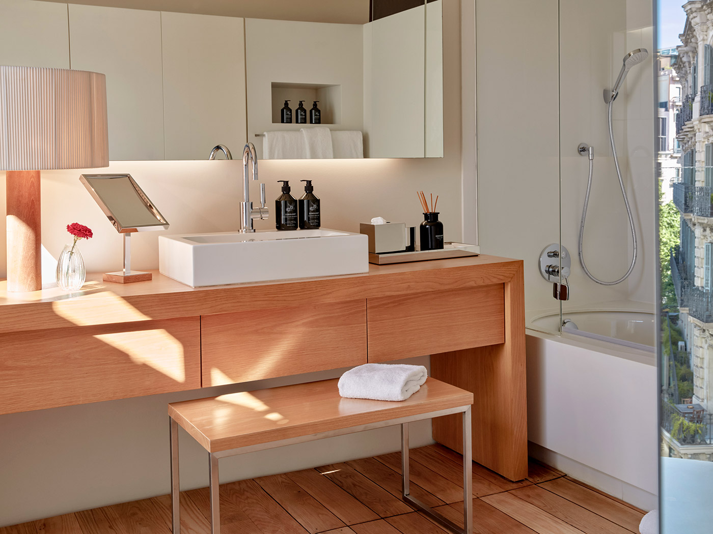 Sir Victor Sir Deluxe R 04