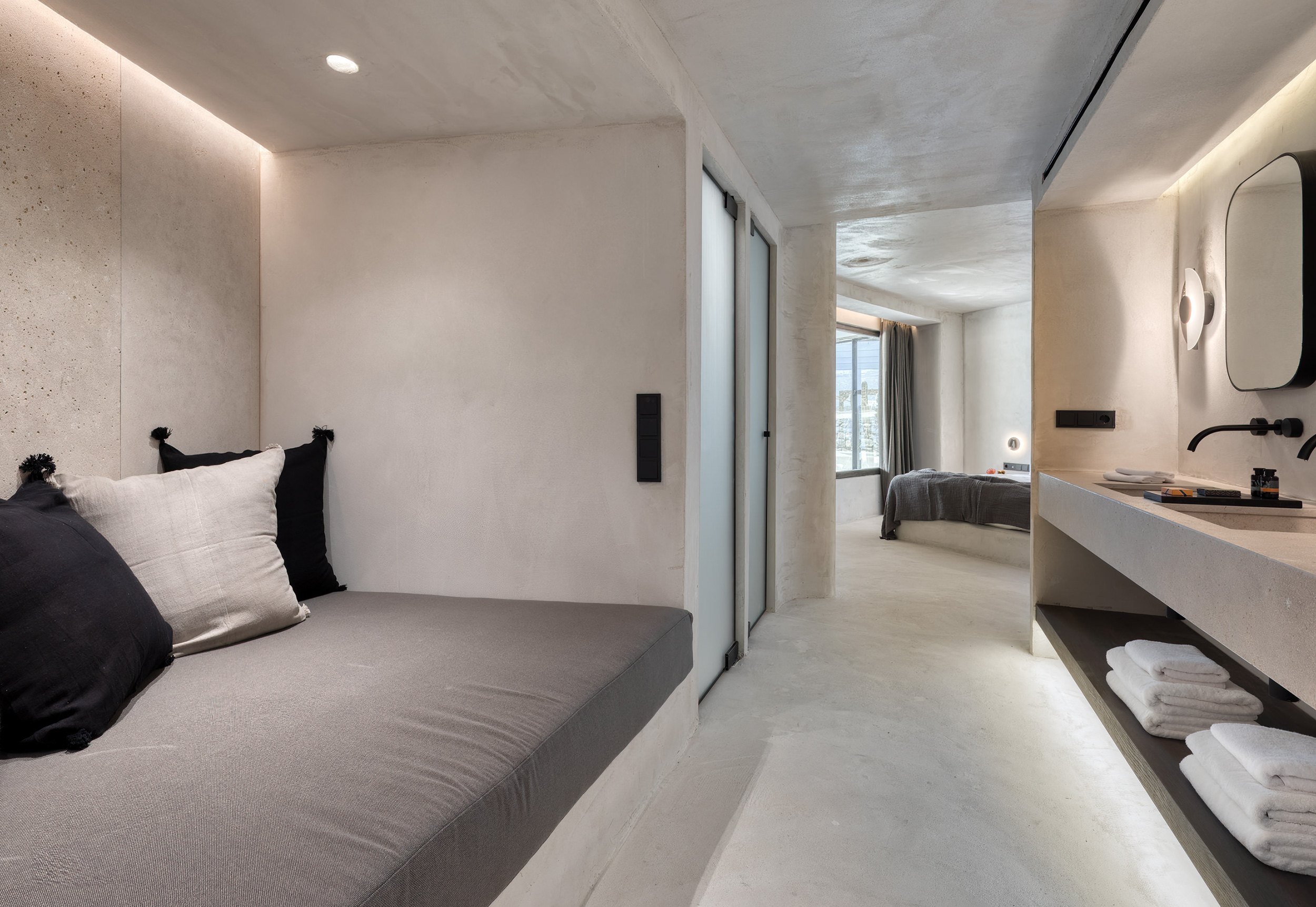 G 13 Rocabella Mykonos