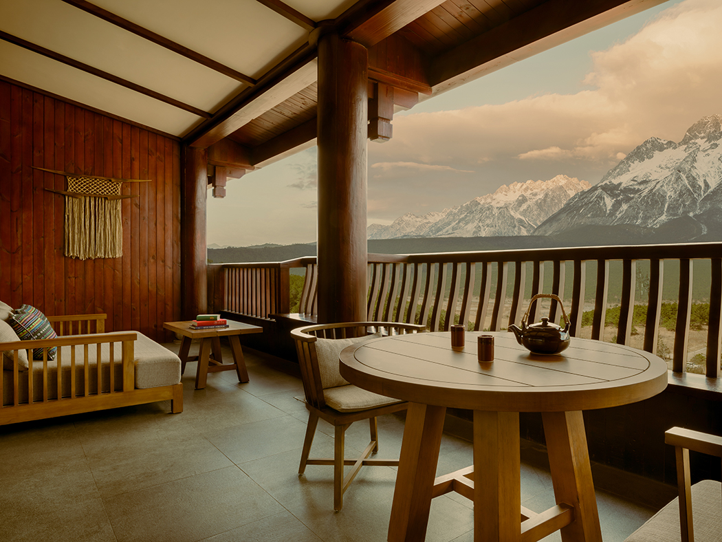 Jinmao Mountain Executive Suite R 06