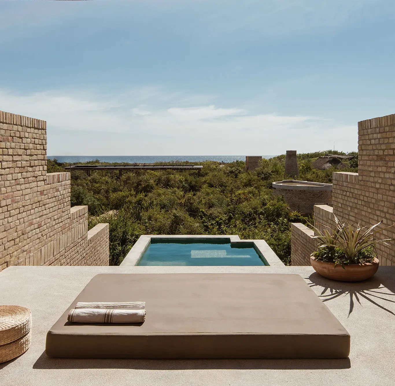 Dh Deals Slider Hotel Terrestre
