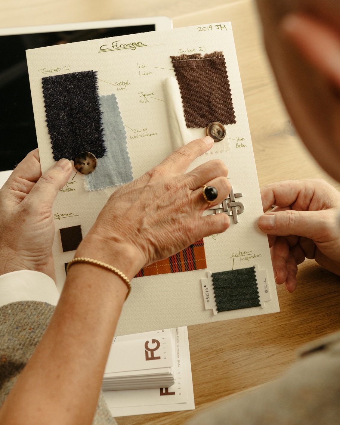 005 Market Street Hotel Selecting Design