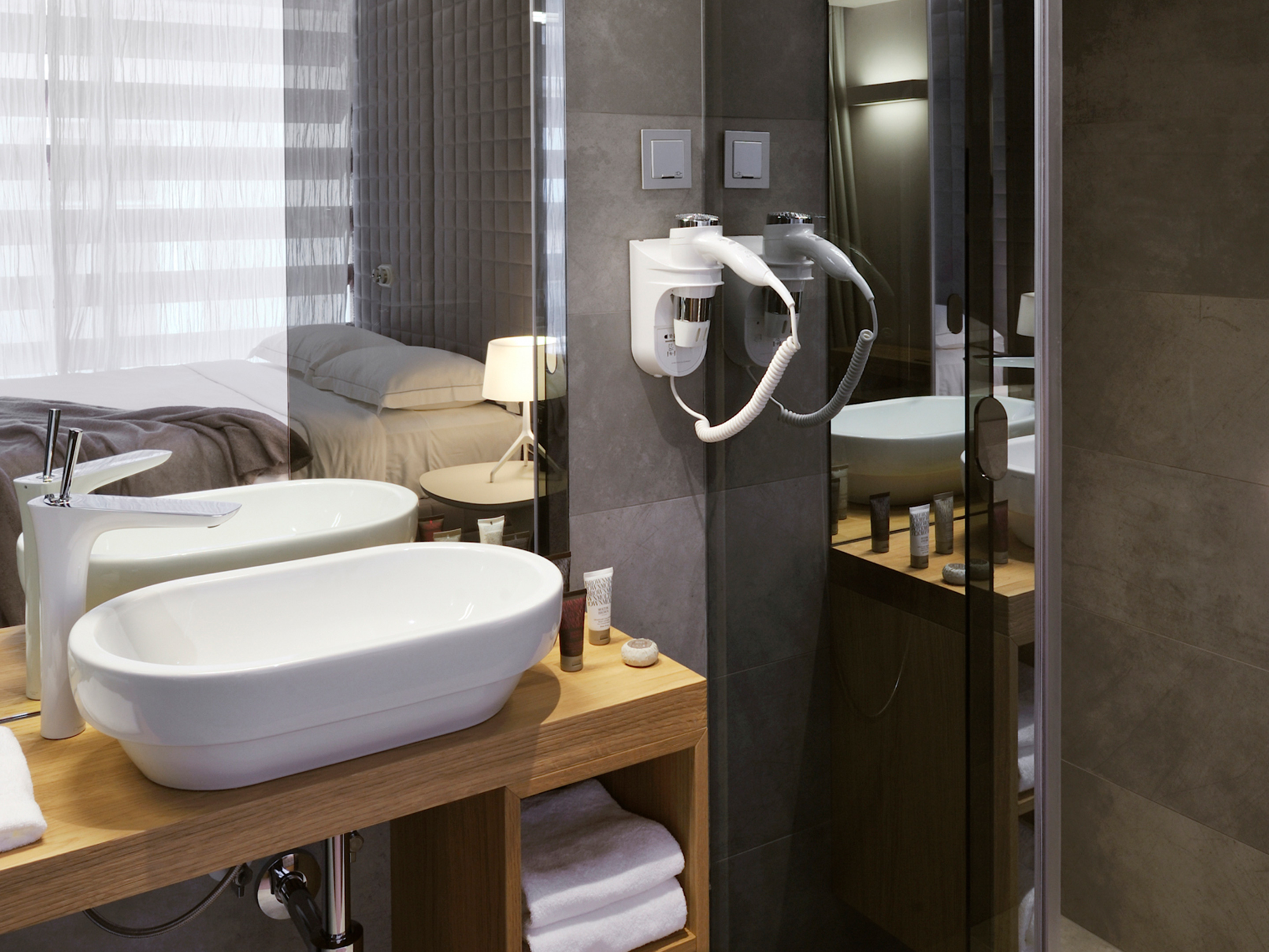 Vander Urbani Resort Zen R 3