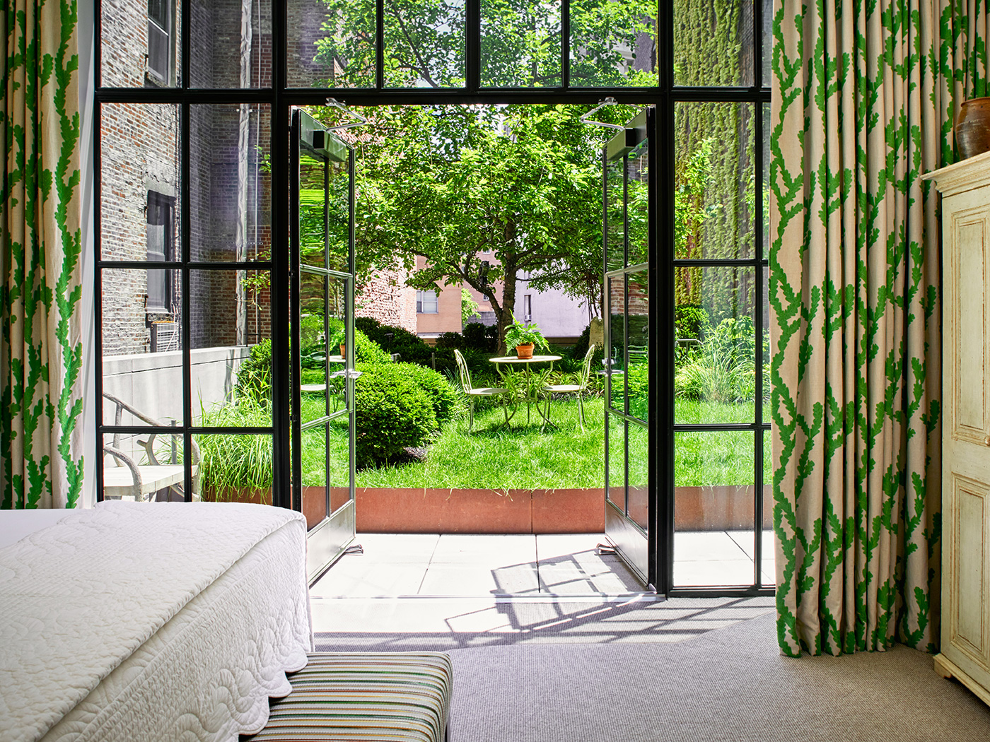 Crosby Street Meadow Suite R 04