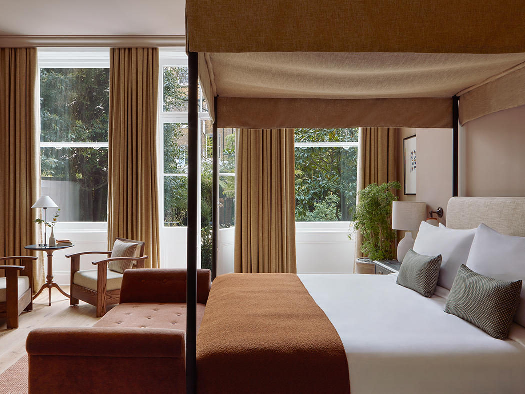 The Templeton Garden Suite R 02