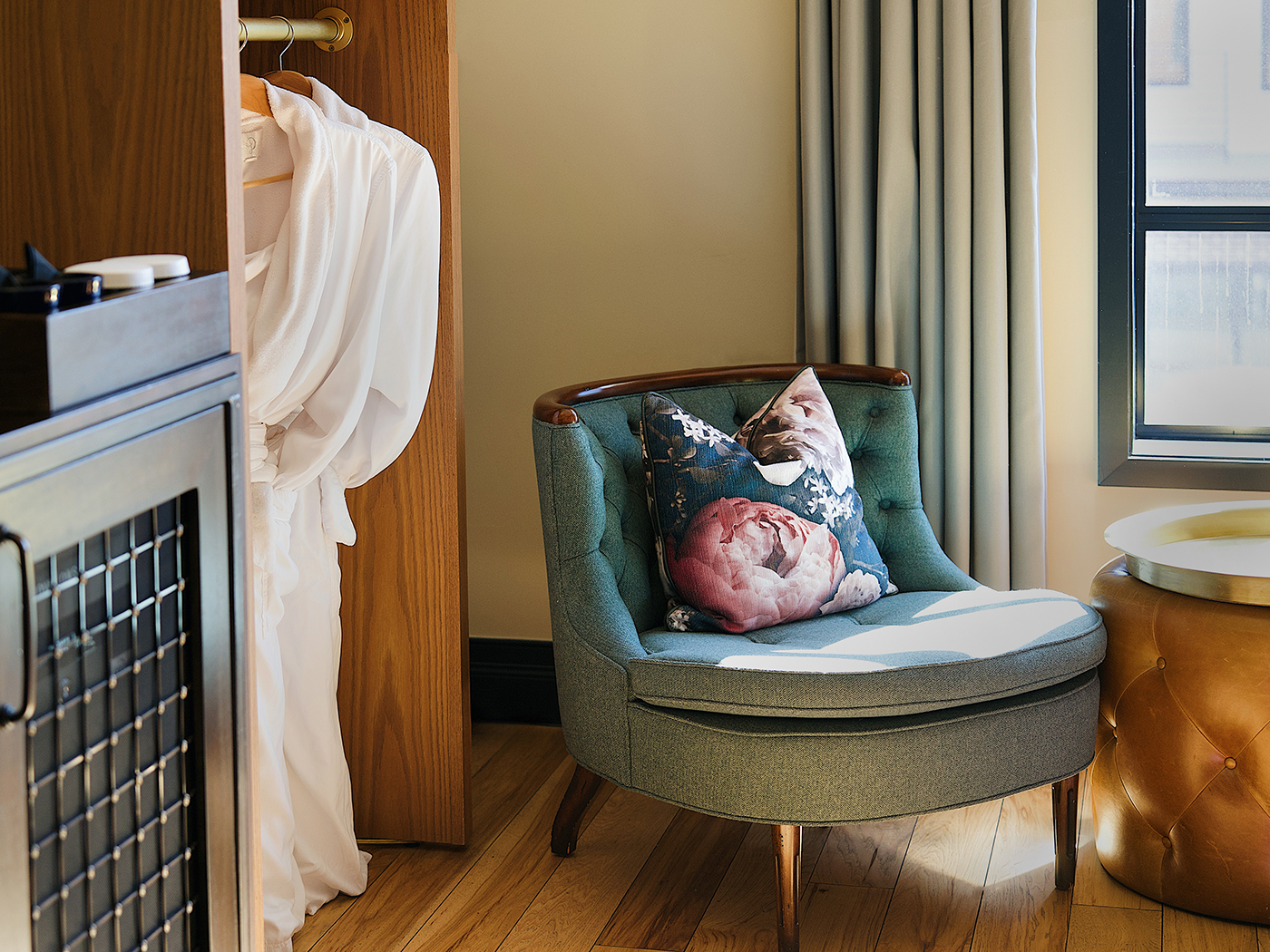 Double Queen Ada Be 03