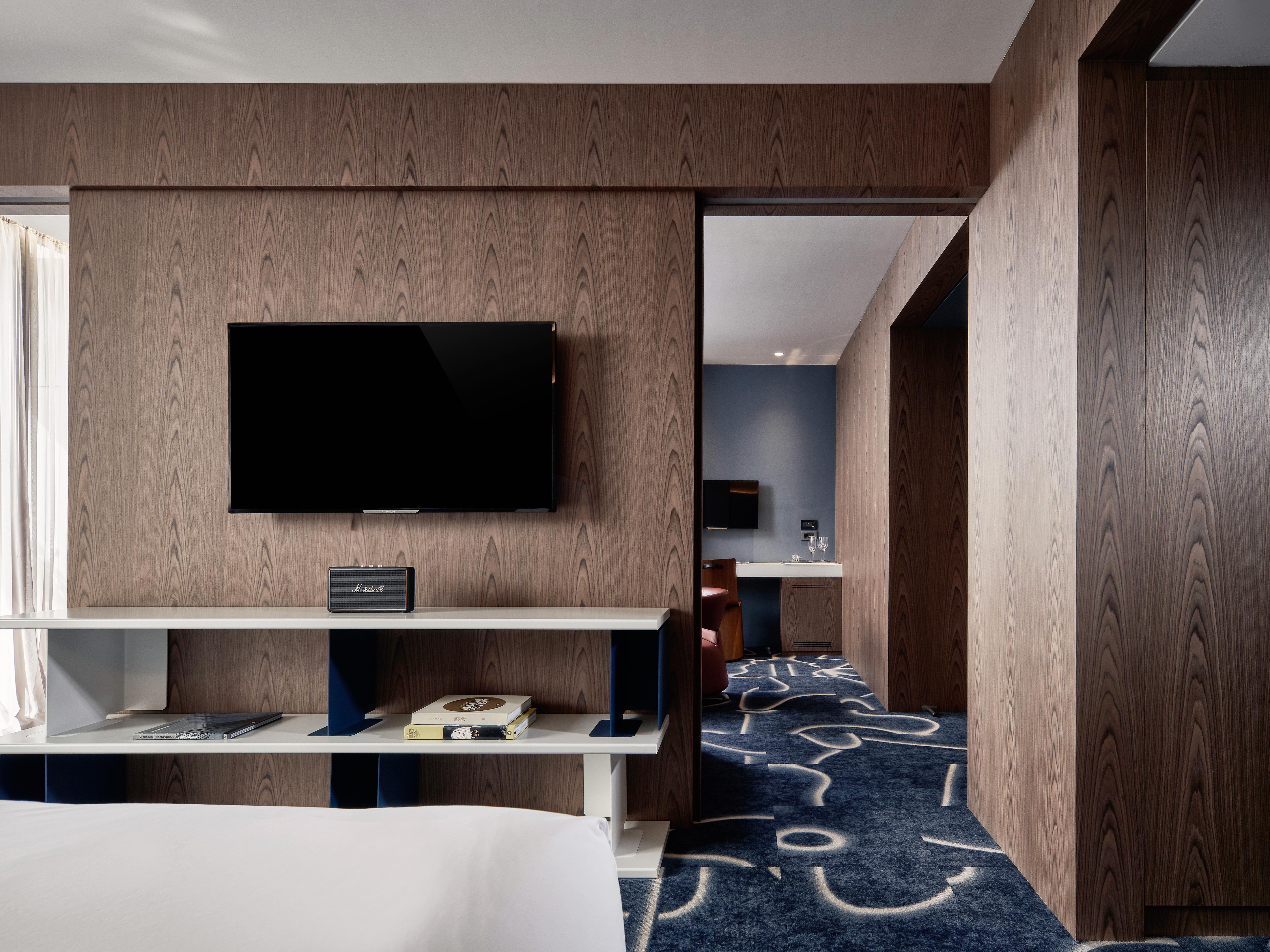 AthensWas Details in Athens