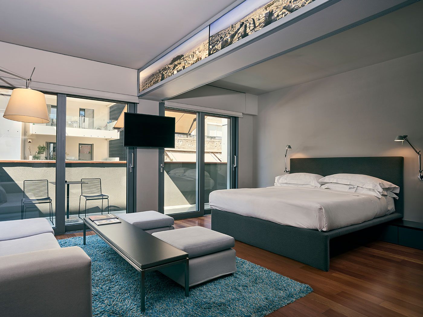 Periscope Junior Suite R 01