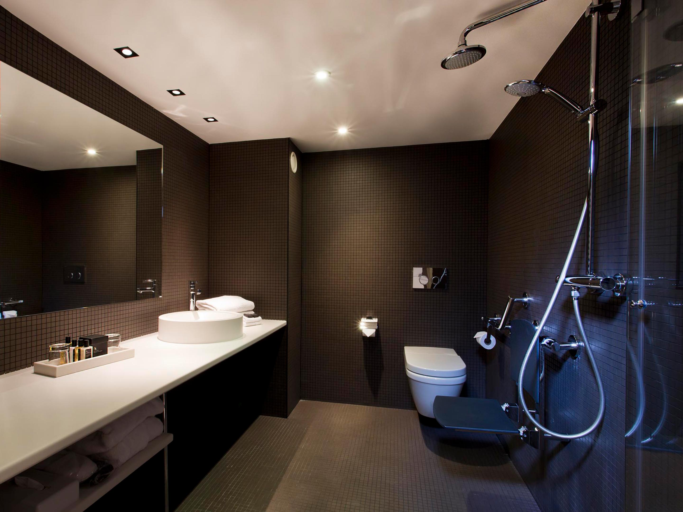 La Maison Champs Elysees Room in Paris