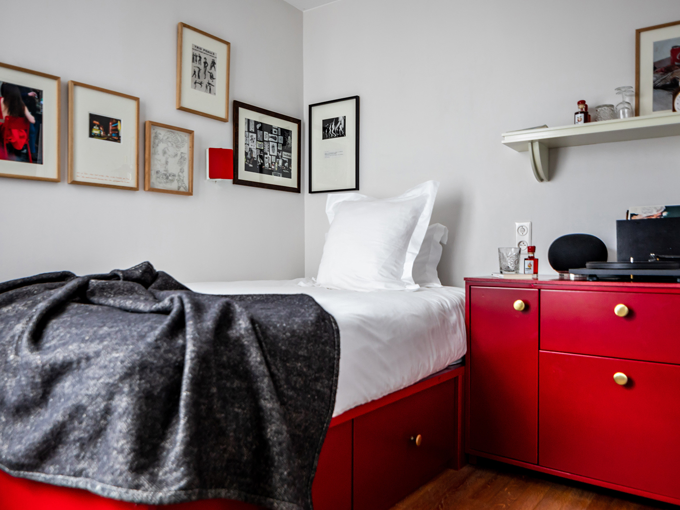 Le Pigalle Tribe R 04