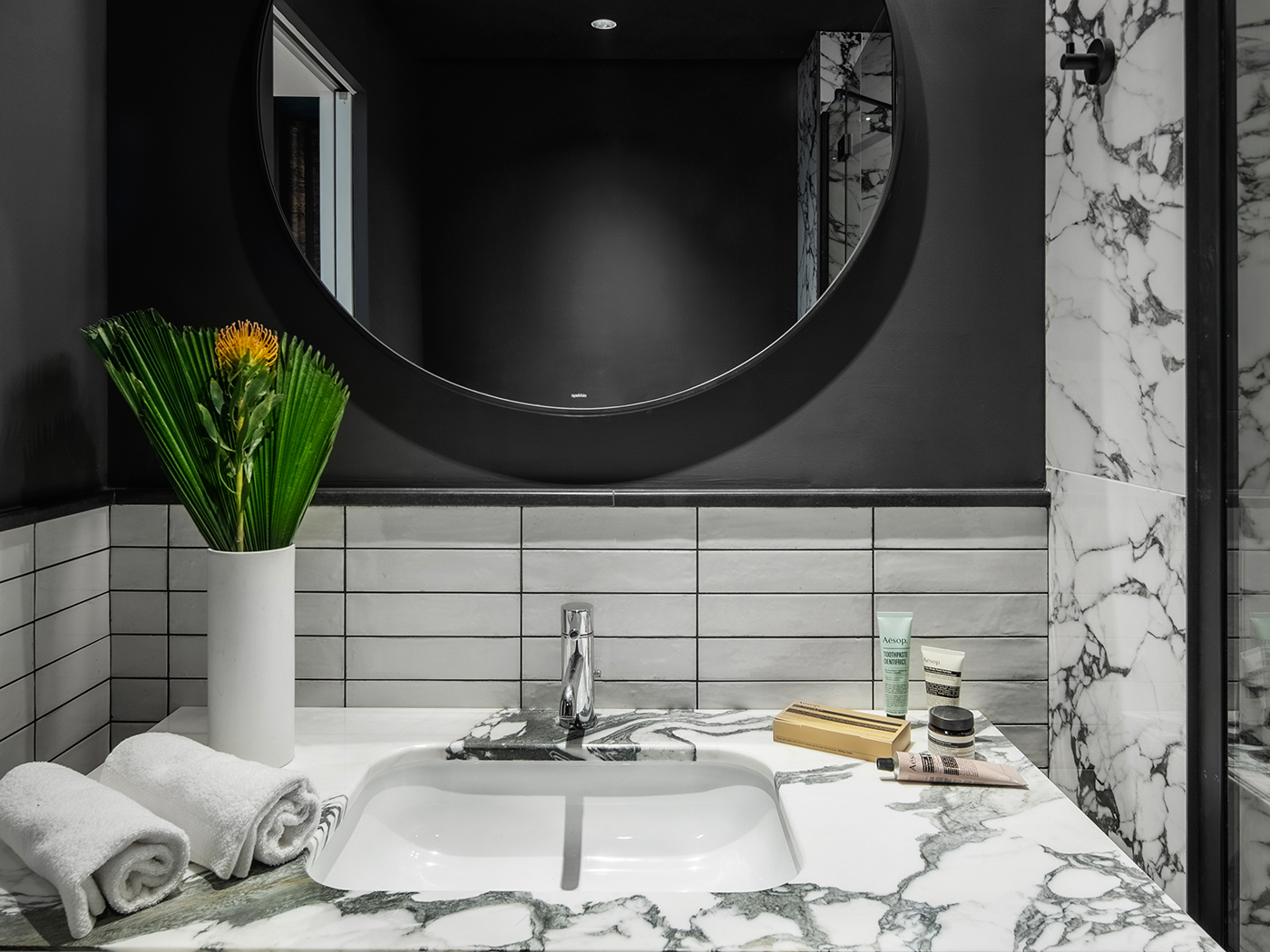 Palazzo Velabro Rome View Premium Room V2 R 06