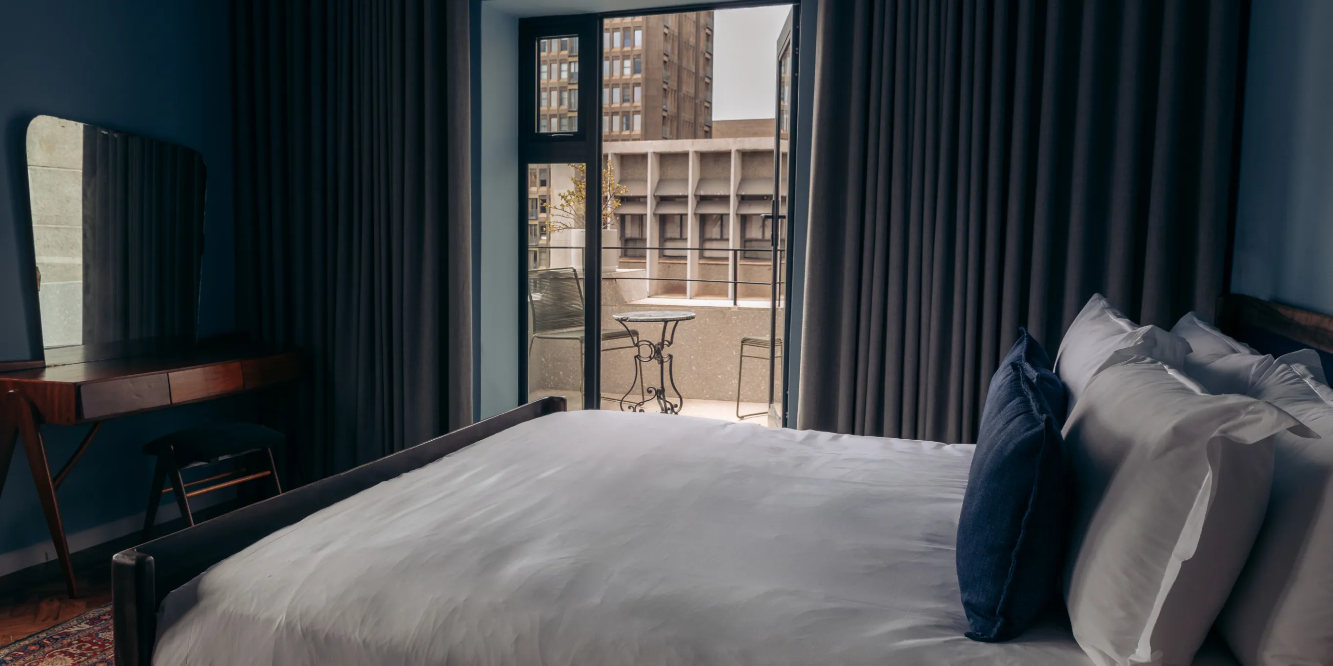 Gorgeous George Rooms