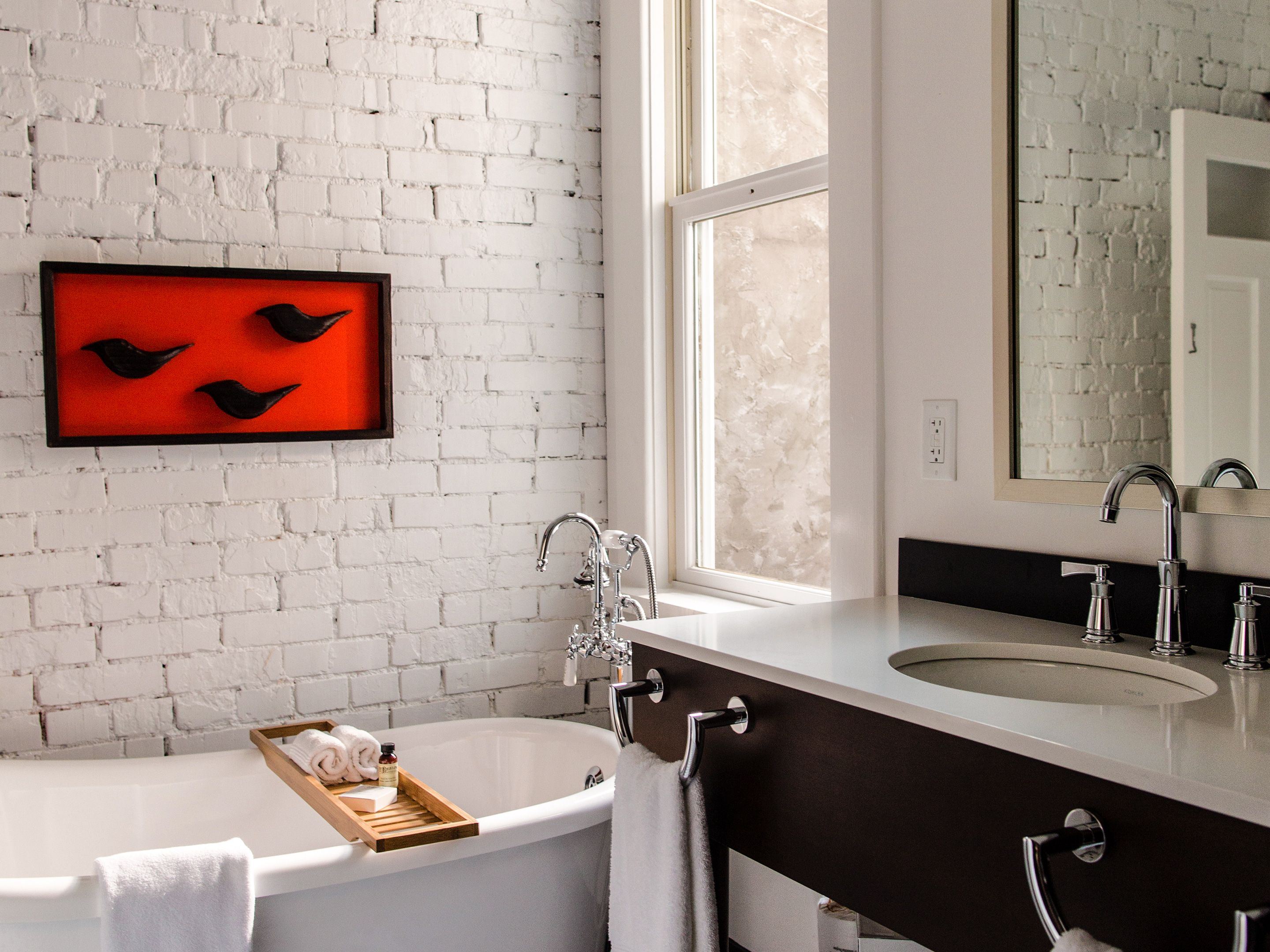 The Dwell Bath View in Chattanooga