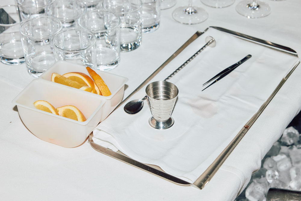 DH SALES24 S Melbourne Travelpro 17