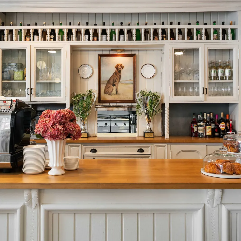 Palihotel Melrose Ave Theme Box 01 Food And Drink 1