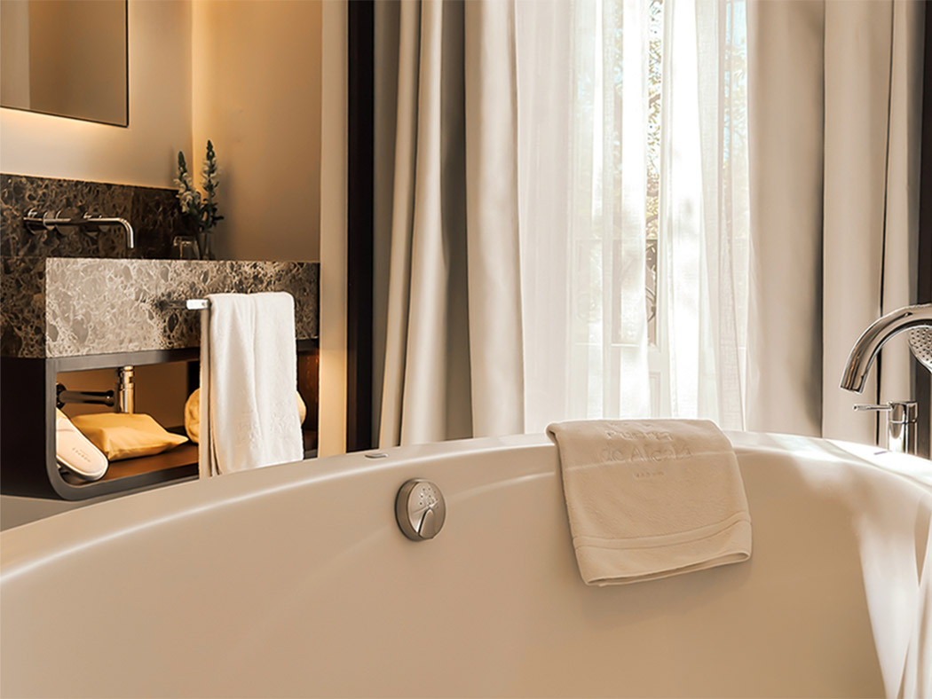 Hospes Puerta Alcala Grand Suite R 08