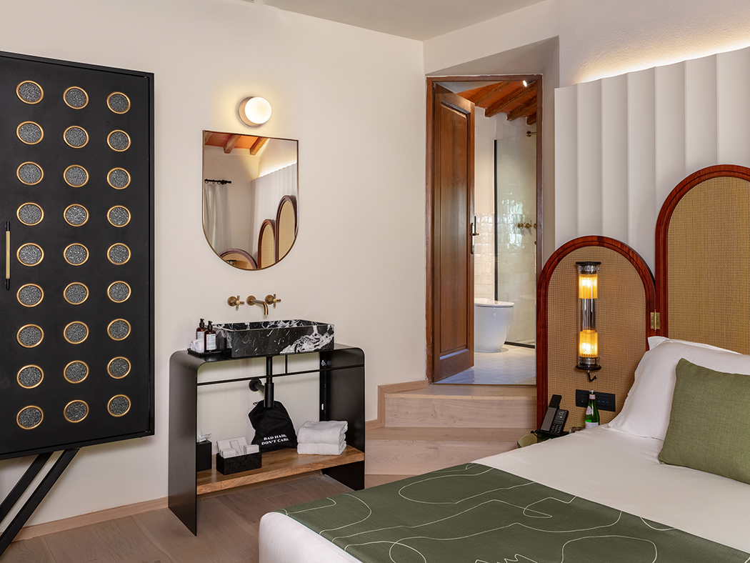 Chapter Chianti 2 Bedroom Suite R 06