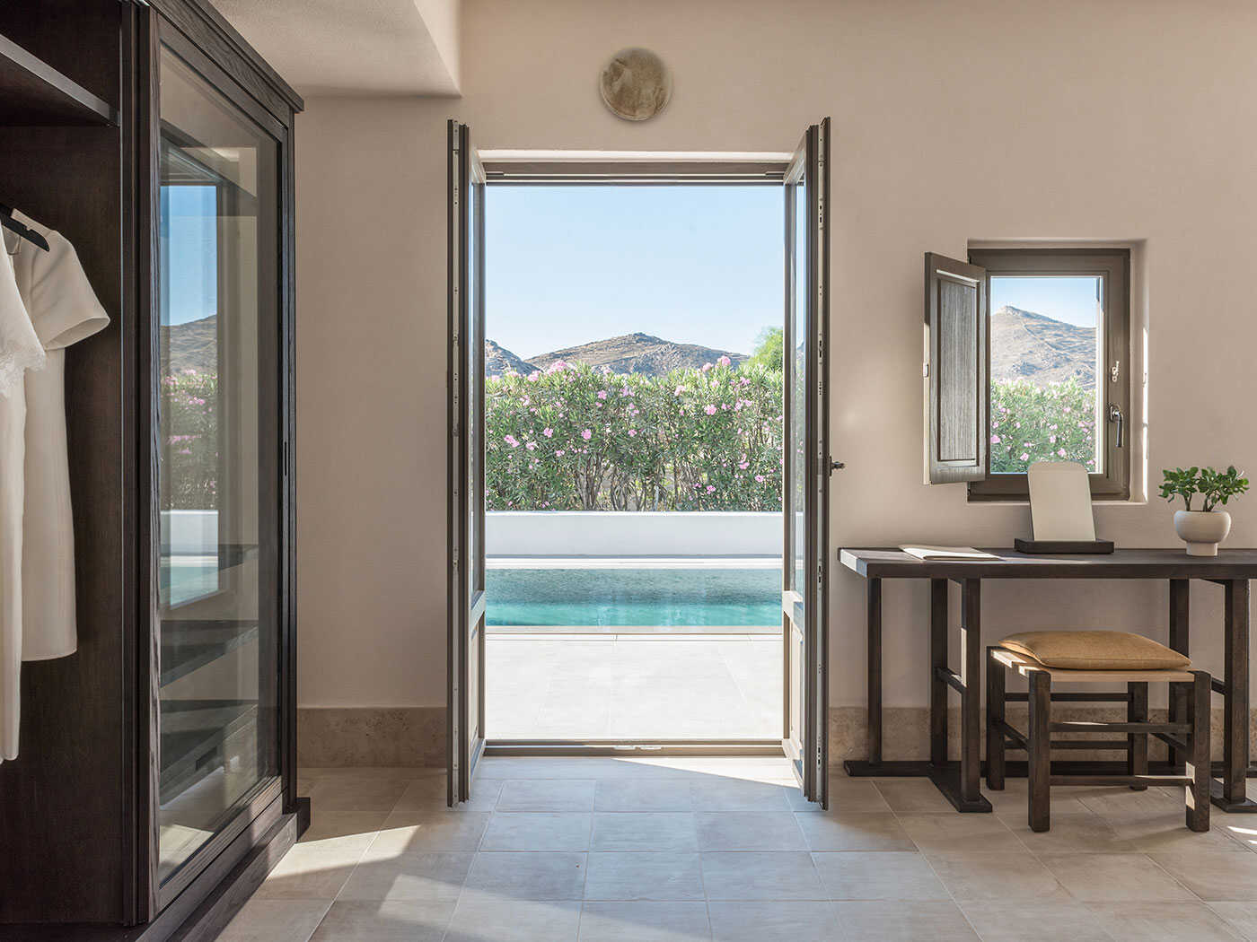 Parilio Sun Suite V2 R 02