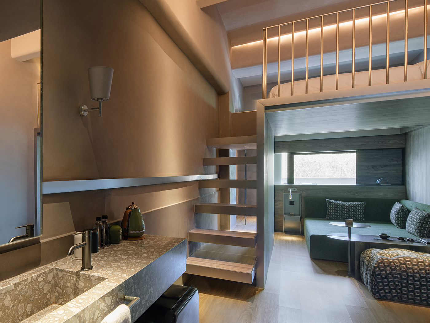 Noashenzen Attic Loft Twin Room R 01