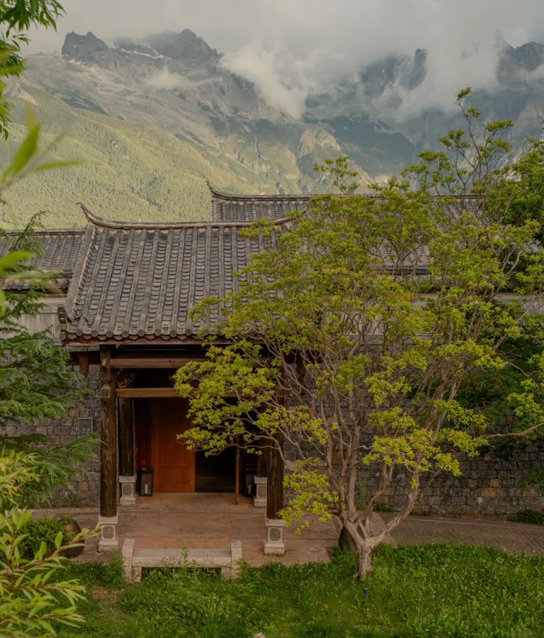 Jinmao Pureal Mountain Lijiang Architecture (1)
