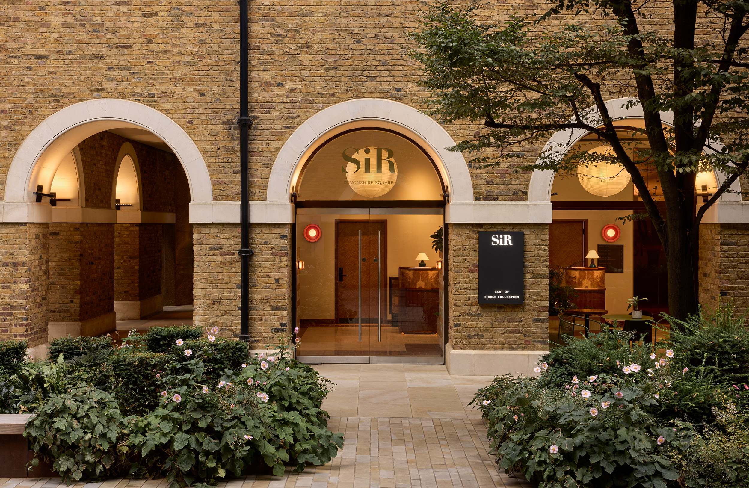 G 21 Sir Devonshire Square Hotel London