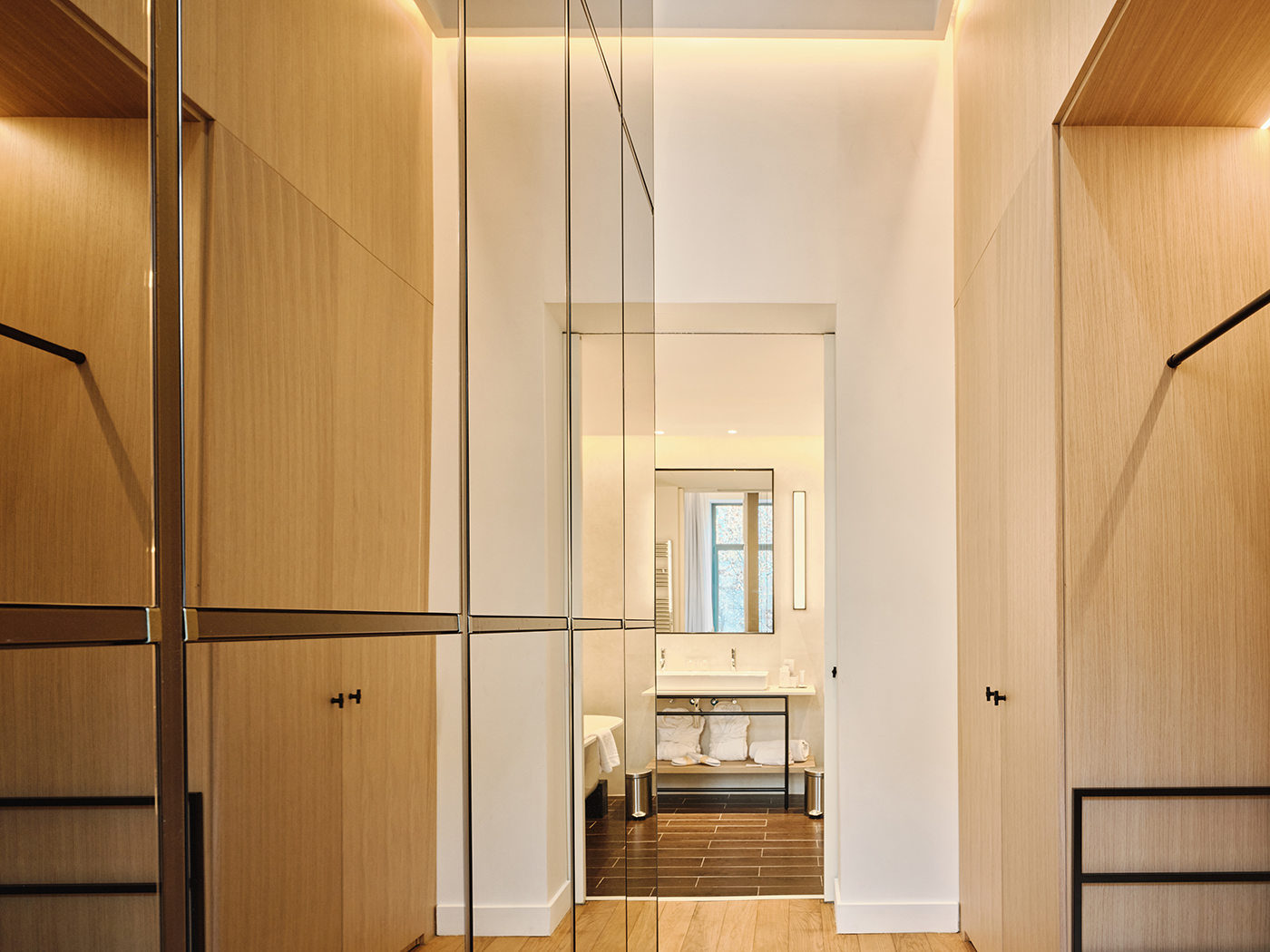 Hospes Palau De La Mar Presidential Suite R 06