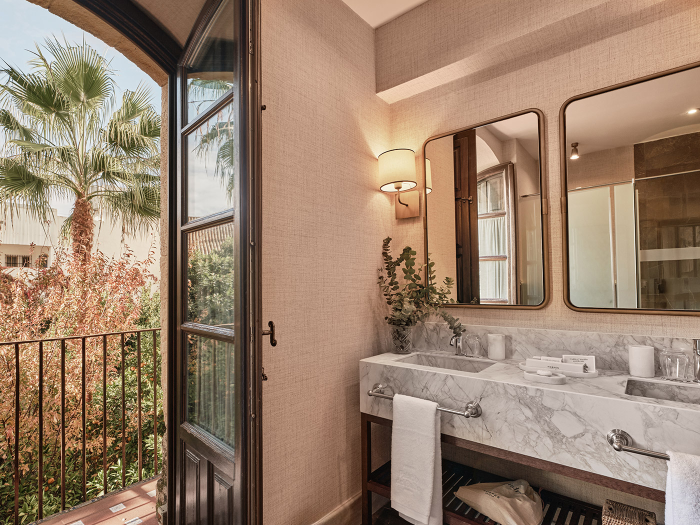 Hospes Palacio Bailio Deluxe Garden View R V2 04