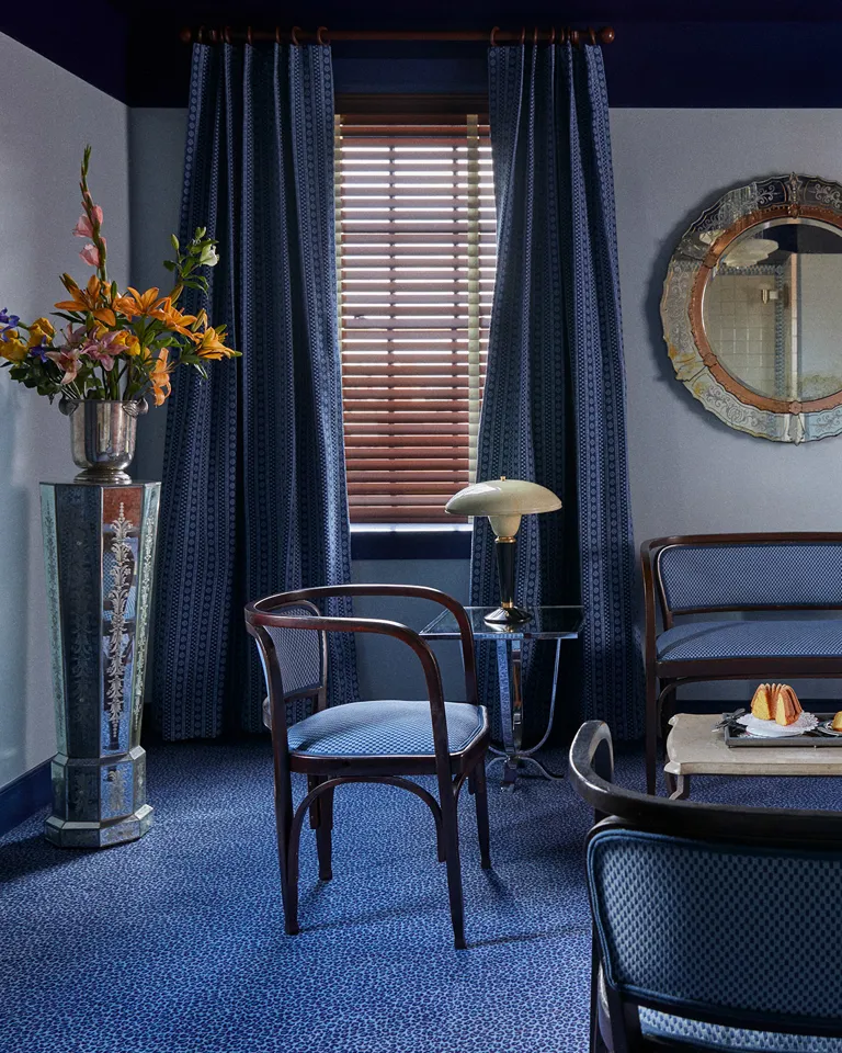 T Generic 01 Hotel Ulysees Baltimore Usa