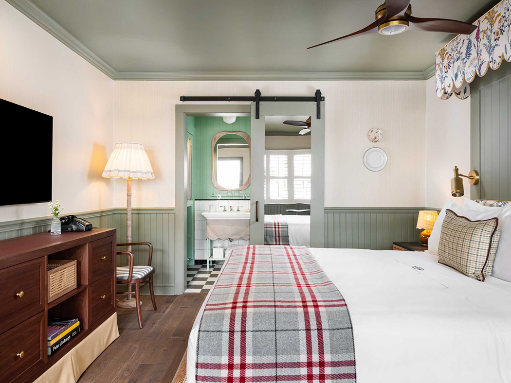 Le Petit Pali 8 Ave Upper King R 02