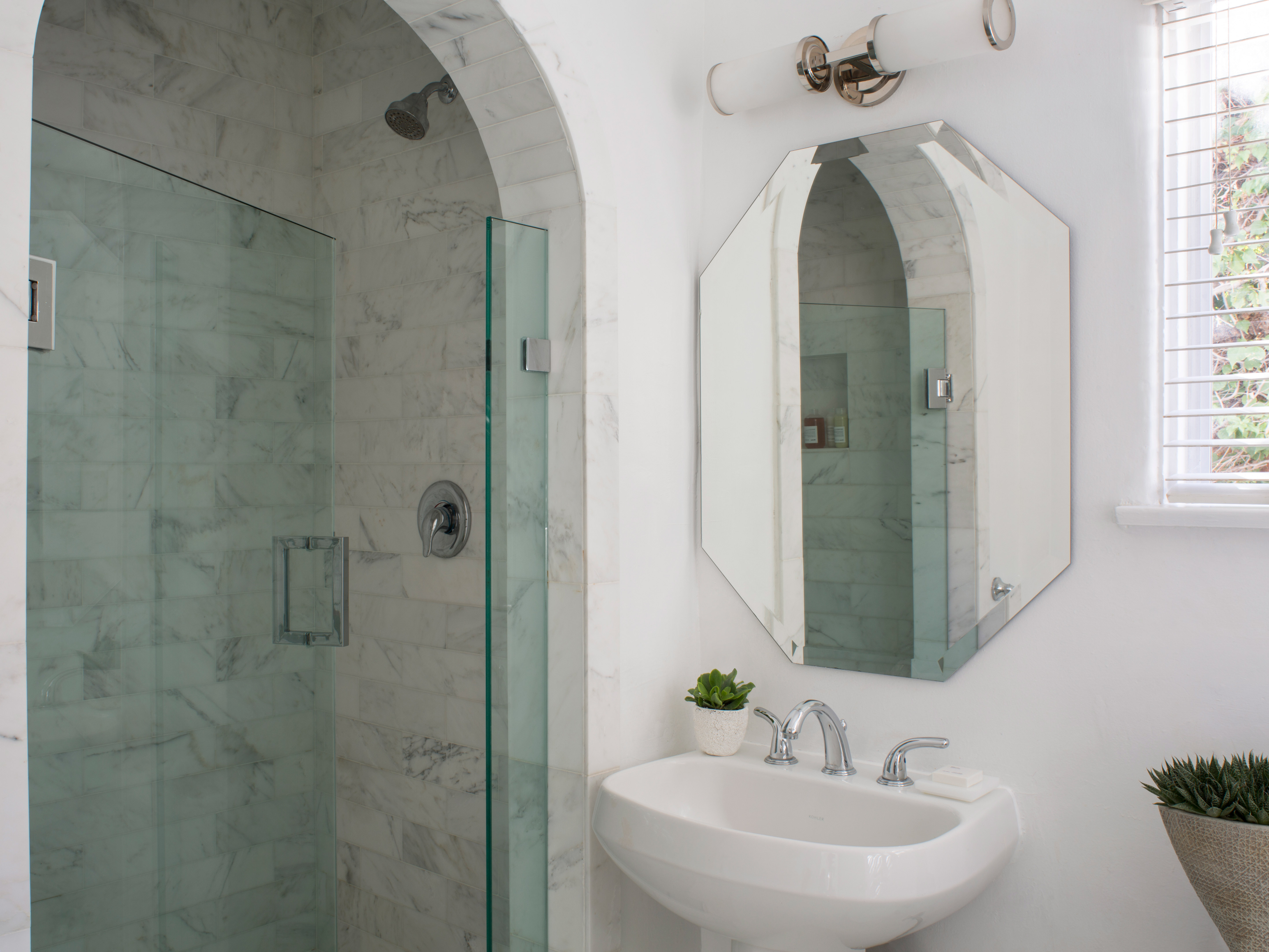 Avalon Palm Springs Regency Room R 2