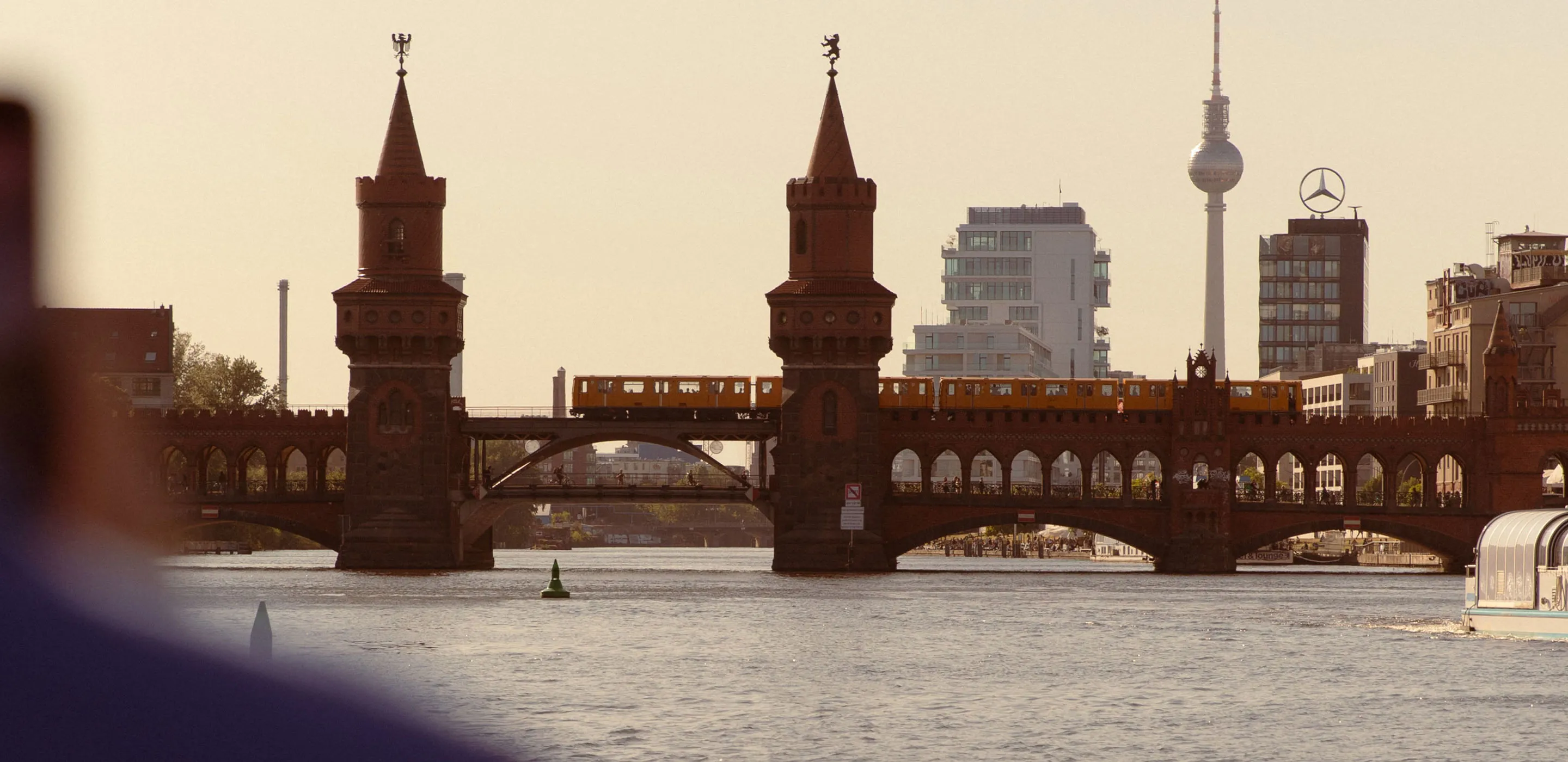 DH Destination Header Berlin