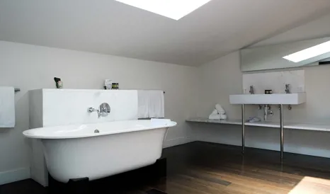 hospes-palau-de-la-mar-guestroom-bathroom-interior-design-M-11-r.jpg
