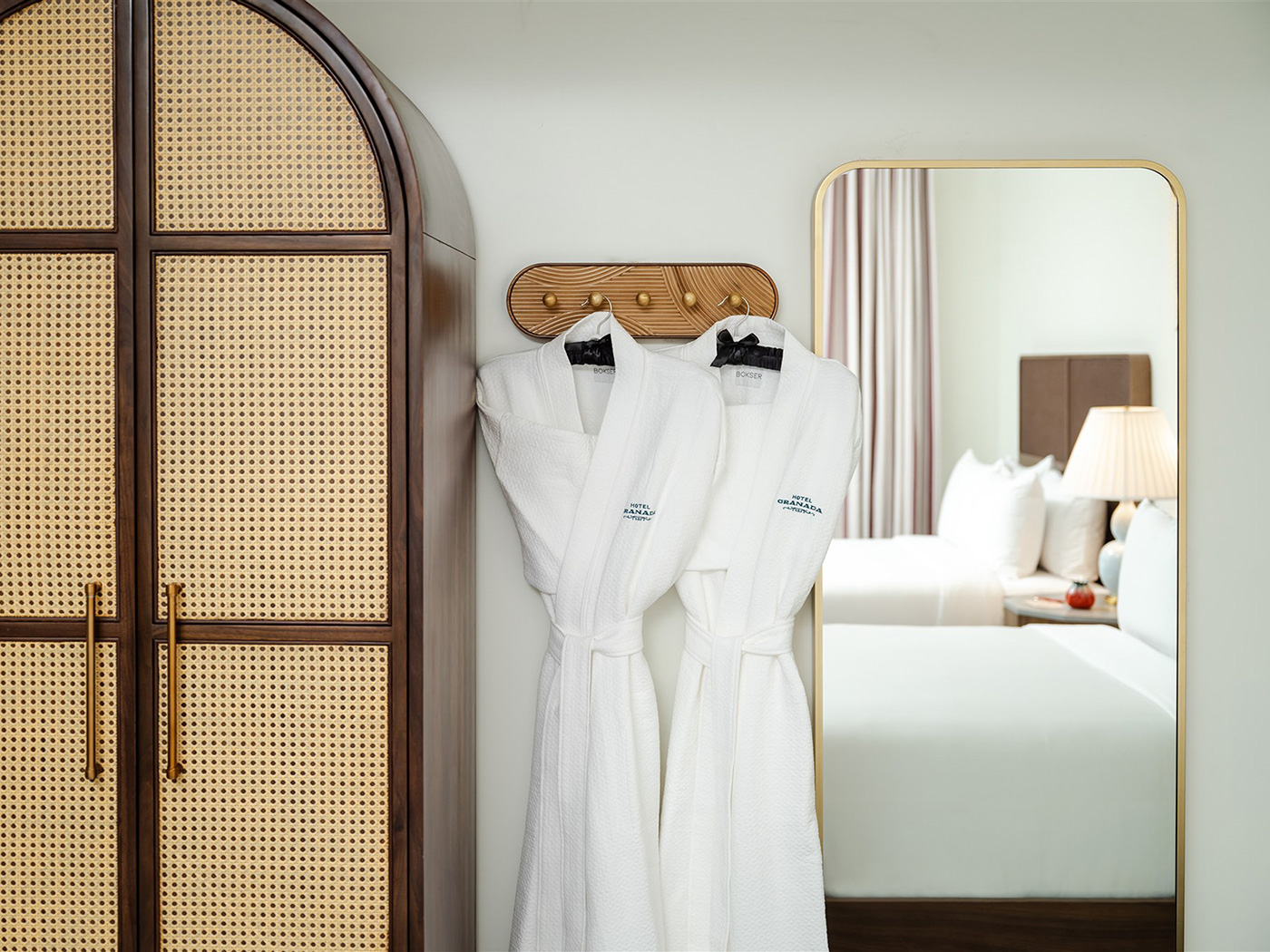 Hotel Granada Accessible Two Queens Guestroom R 03