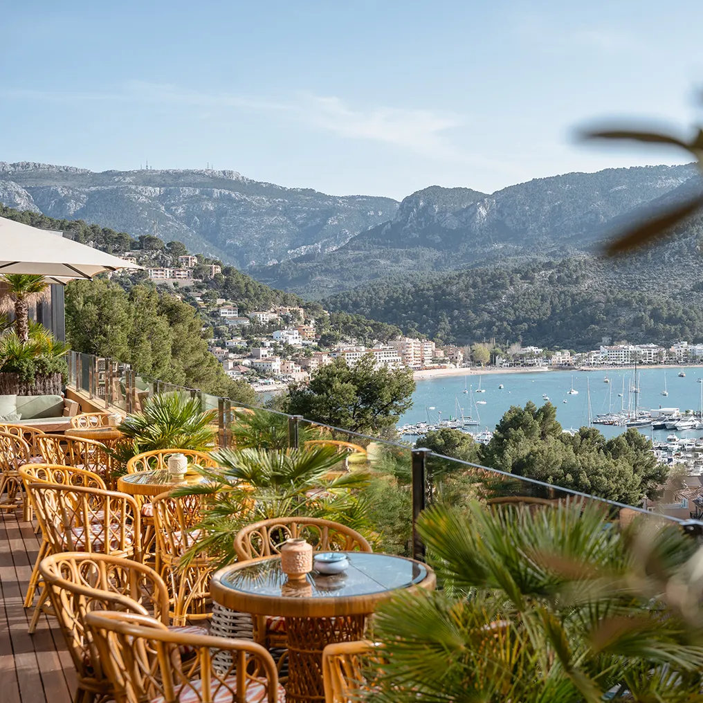 Bikini Island And Mountain Hotel Port De Soller Theme Box 01 Food And Drink 02