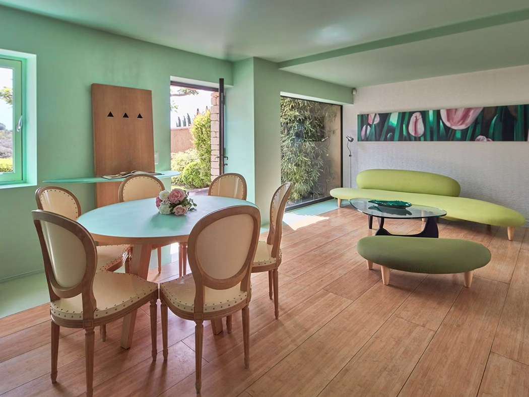 Domaine Andeols Prestige Pool House R 06