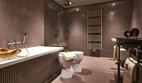 hotel-zum-loewen-bathroom-interior-design-M-08-r.jpg