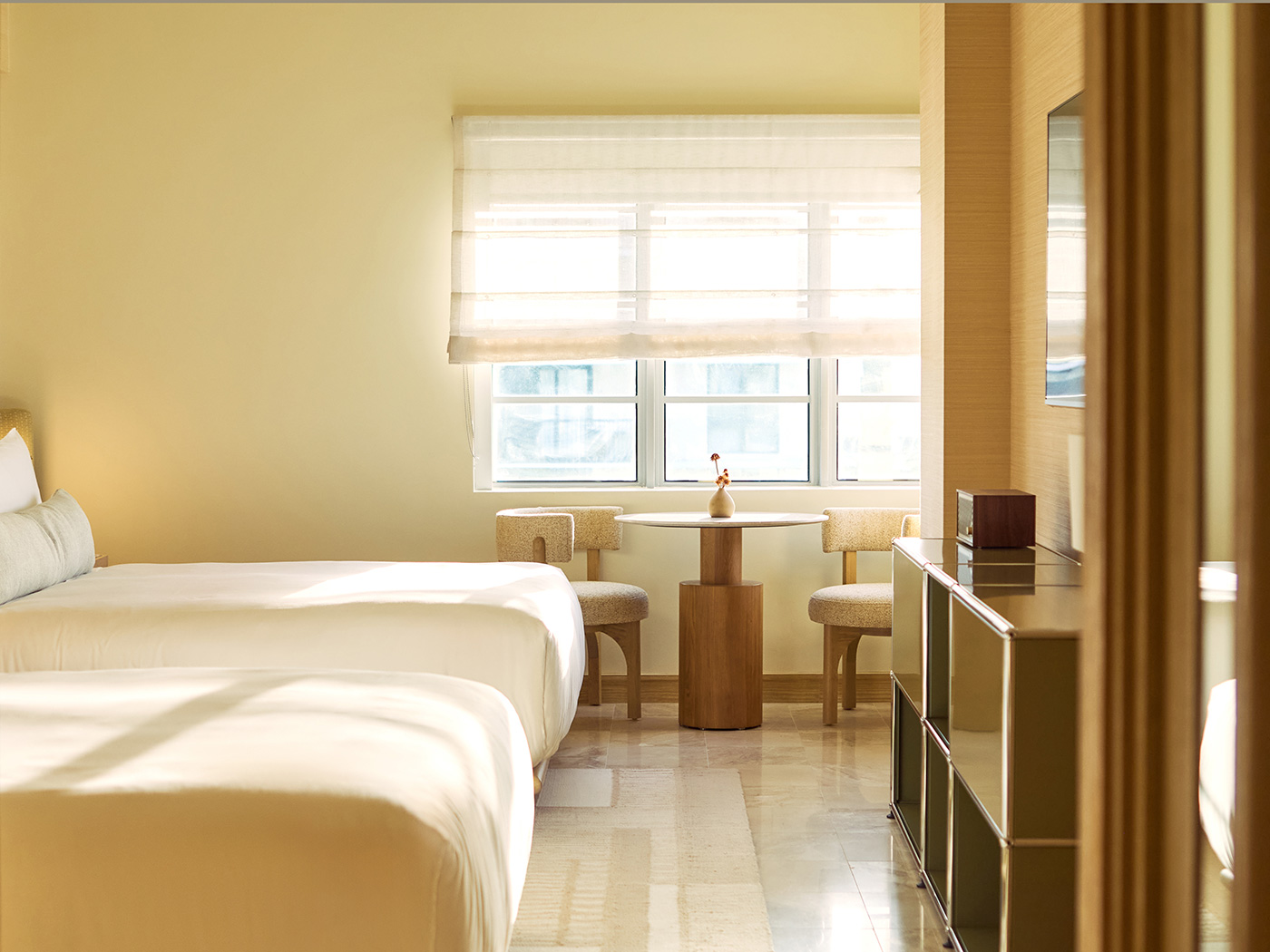 Shelborne By Proper City View Two Queens R V2 03