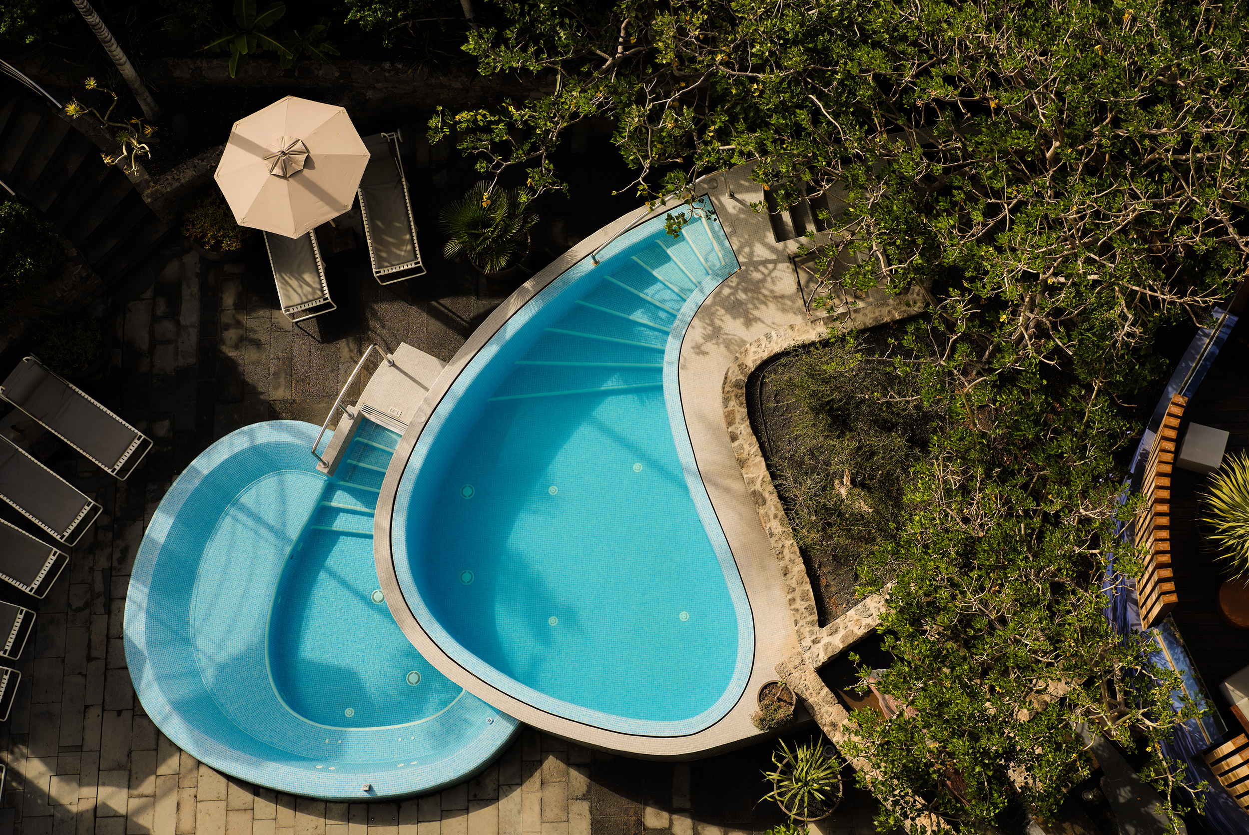 G 35 Bohemia Suites And Spa