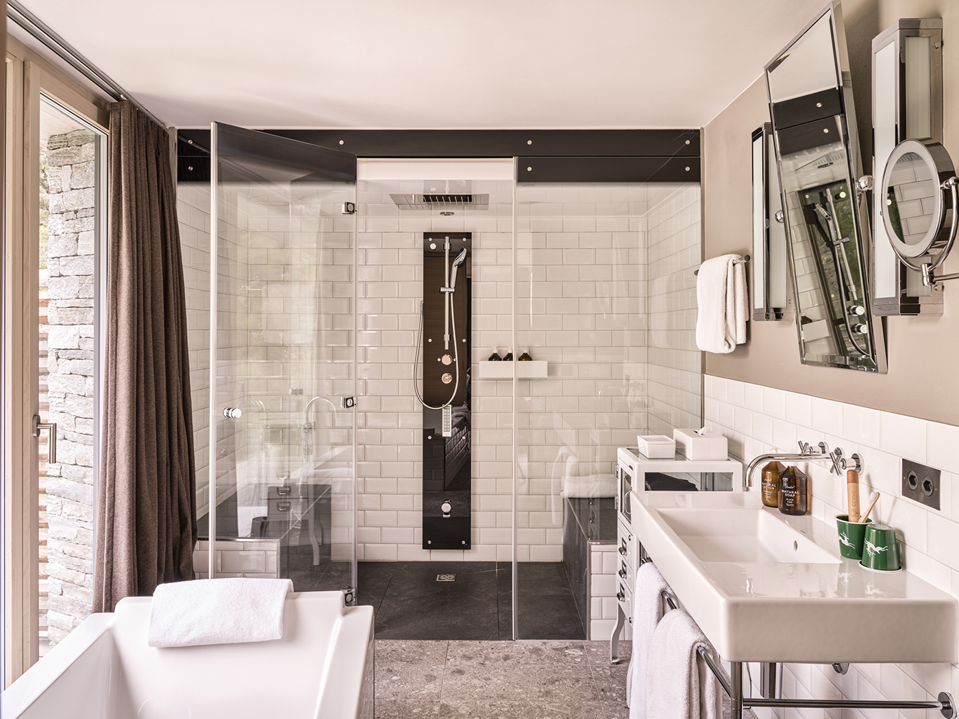 Cervo Mountain Resort Huntsman Spa Suite R 04