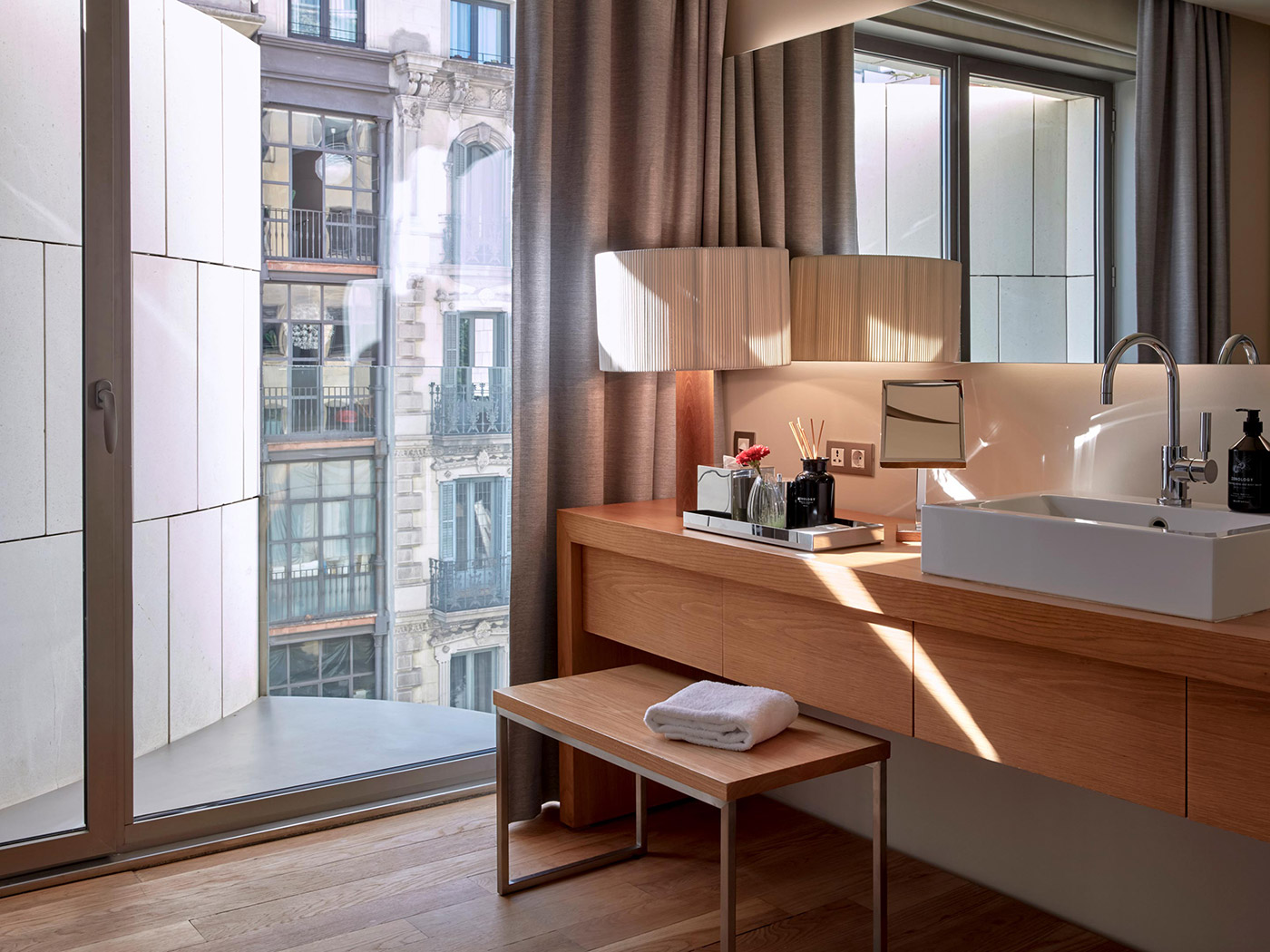 Sir Victor Sir Deluxe R 03