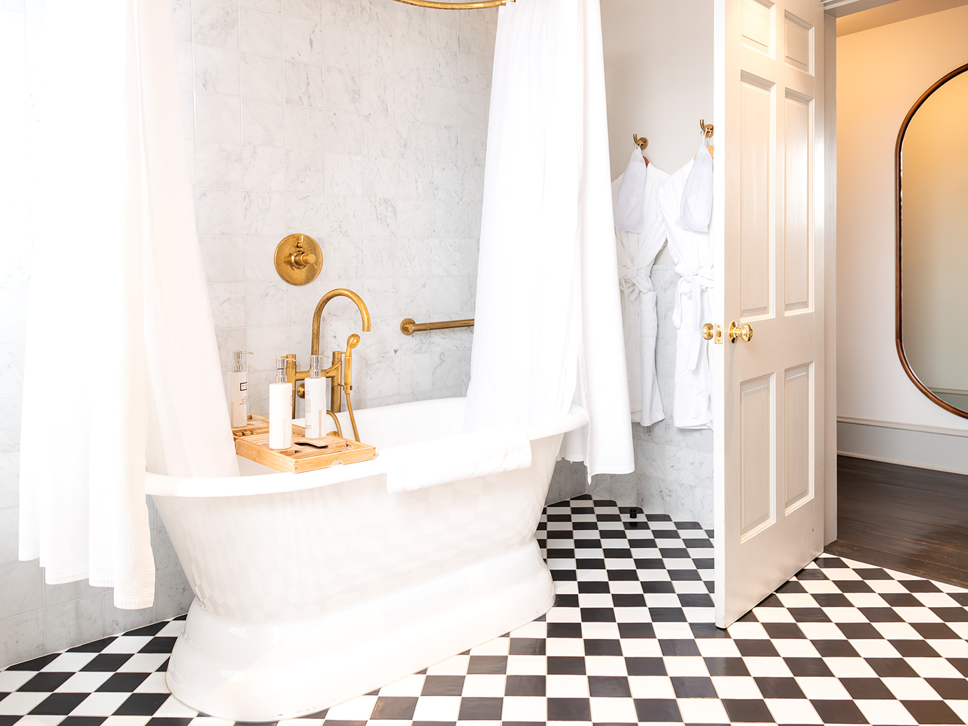 Hotel Kinsley Pearl St Luxury King R 04